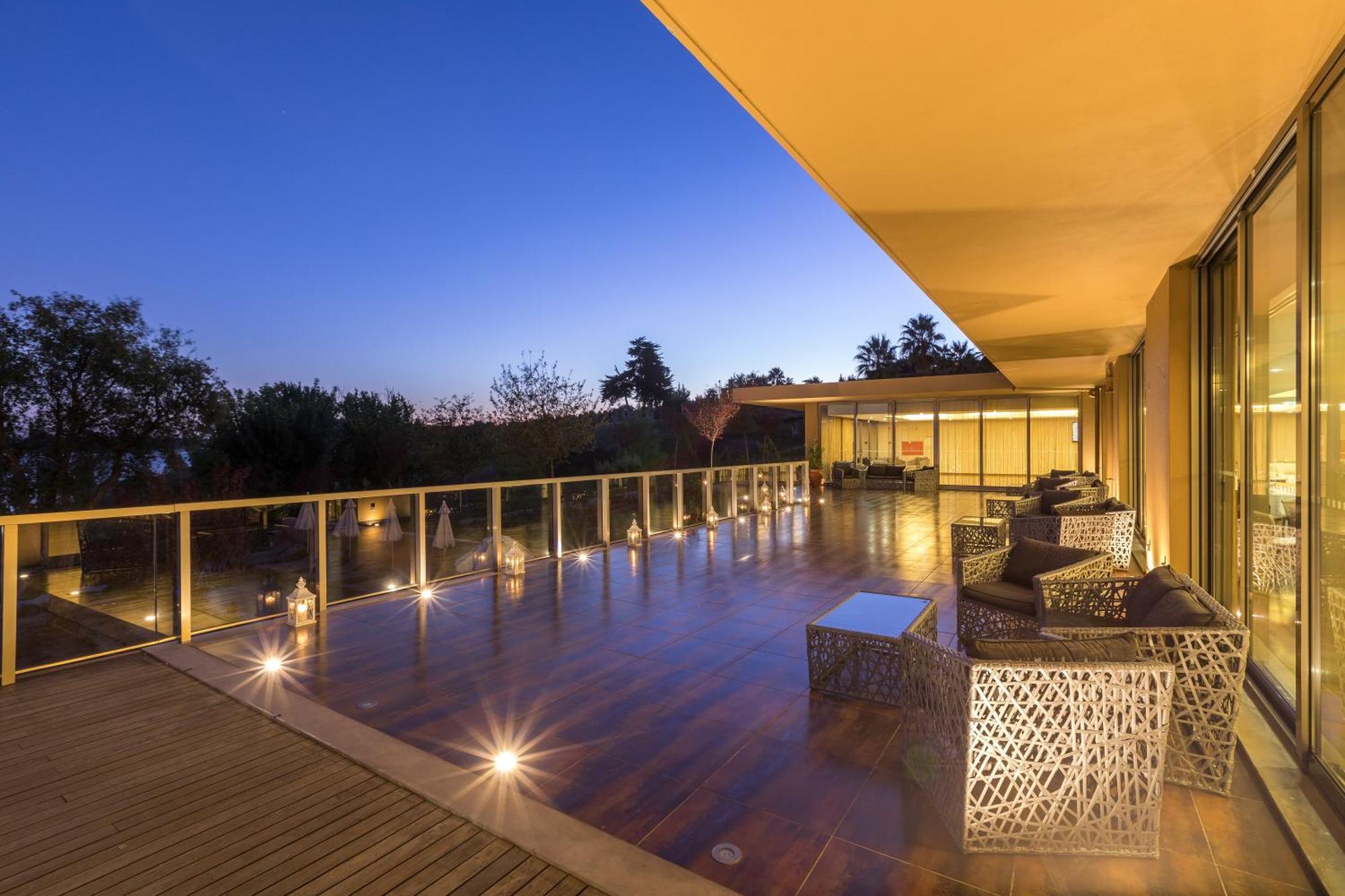 Ap Lago Montargil - Conference & Spa Dış mekan fotoğraf The Park, Hyderabad